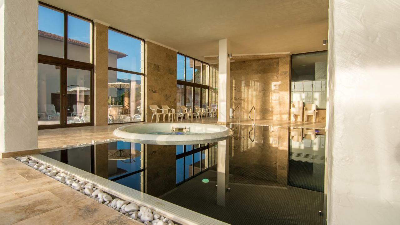Hotel Complex Katalina Tsigov Chark Exterior foto
